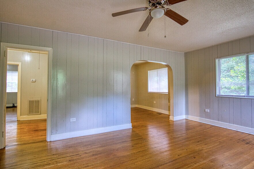 More Photos Of 19612 & 19630 Oak St, Cornelius Apartments For Sale