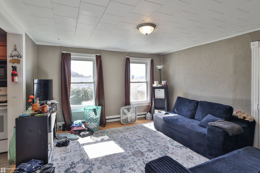 More Photos Of 302 W Abbott St, Lansford Multifamily For Sale