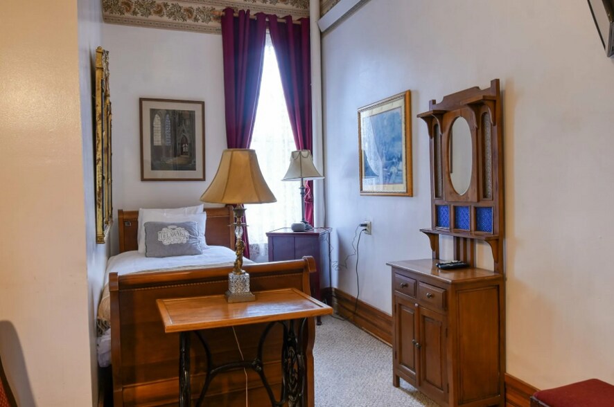 More Photos Of 700 Harrison Ave, Leadville Hotel For Sale