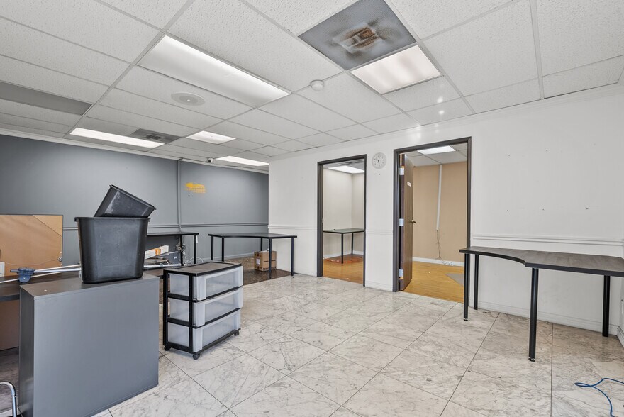 More Photos Of 13663 Prairie Ave, Hawthorne Office For Sale