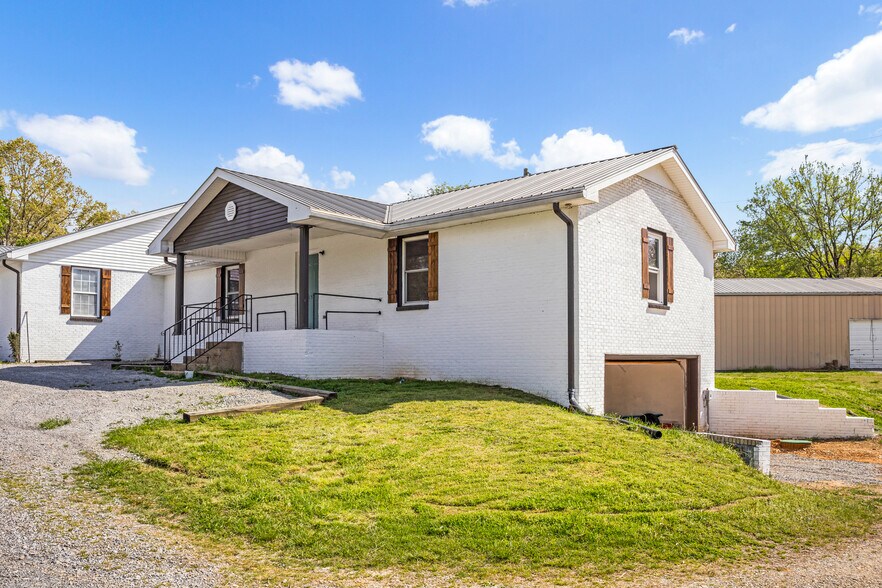 More Photos Of 151 Covington Ln, Dickson Apartments For Sale