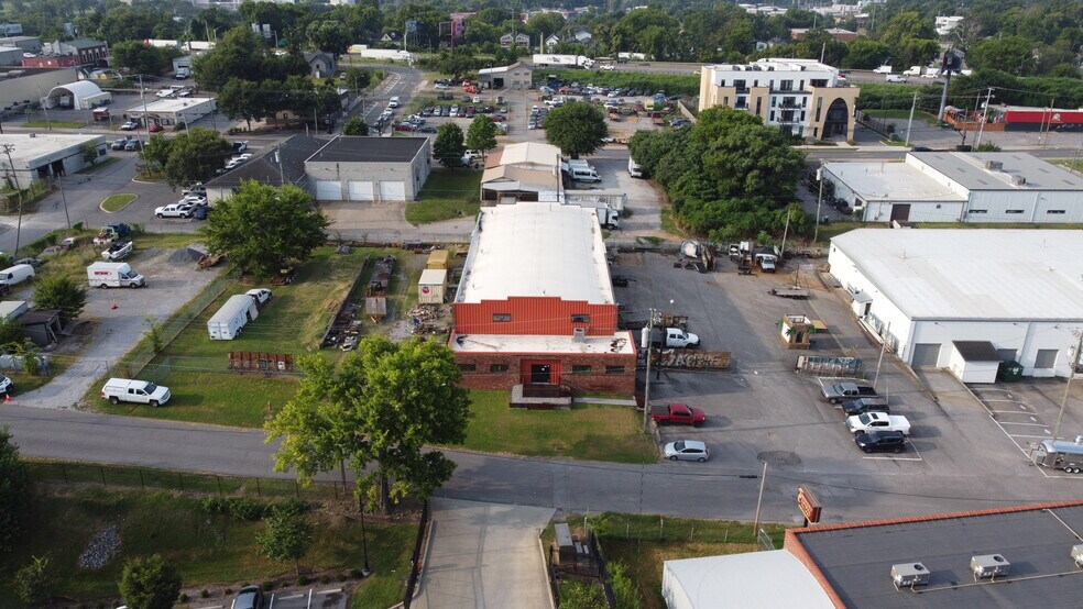 Primary Photo Of 231 Willow St, Nashville Flex For Lease