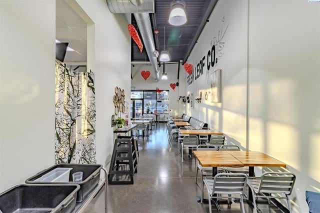 More Photos Of 1080 George Washington Way, Richland Restaurant For Sale