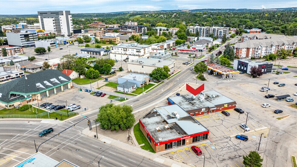 More Photos Of 4419 50 Ave, Red Deer Storefront Retail Office For Lease