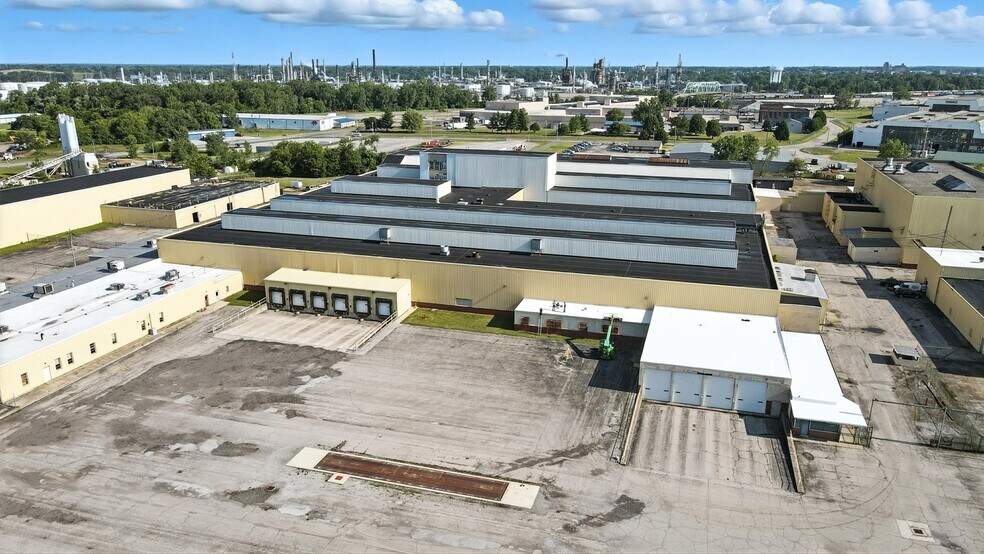 More Photos Of 750 Buckeye Rd, Lima Warehouse For Lease