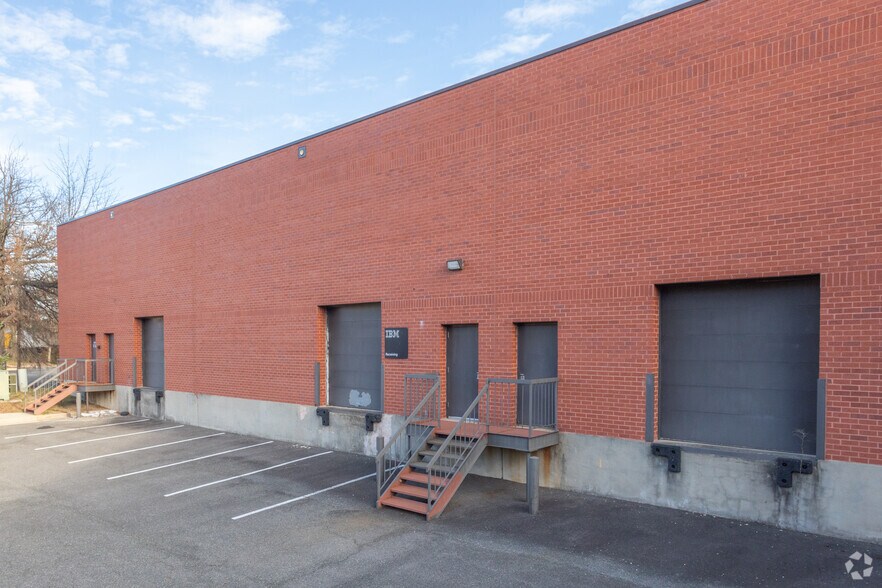 More Photos Of 7375 Boston Blvd, Springfield Unknown For Sale