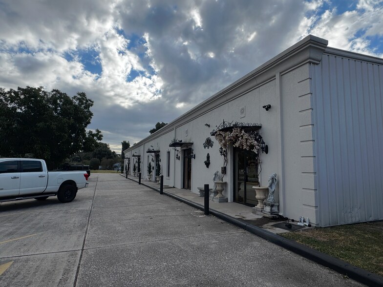 More Photos Of 257-263 W Rittenhouse St, Houston Warehouse For Sale