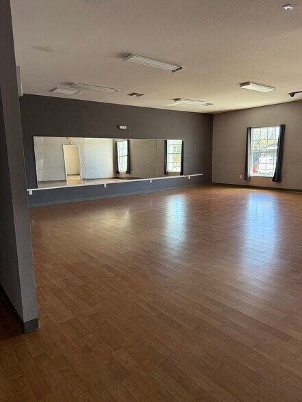 More Photos Of 946 Tamiami Trl, Port Charlotte Medical For Lease