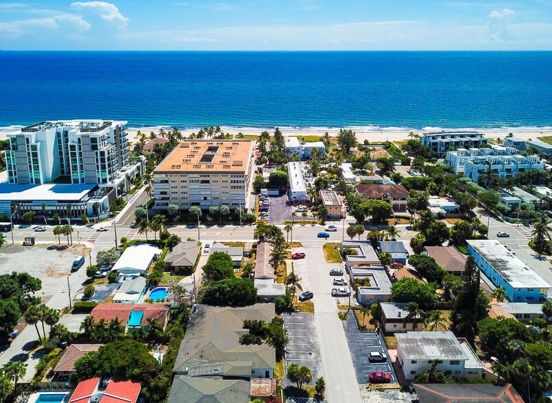 Primary Photo Of 413 S Ocean Blvd, Pompano Beach Apartments For Sale