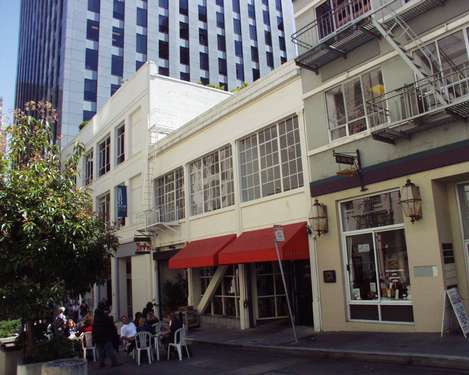 More Photos Of 653-655 Commercial St, San Francisco Bar For Lease