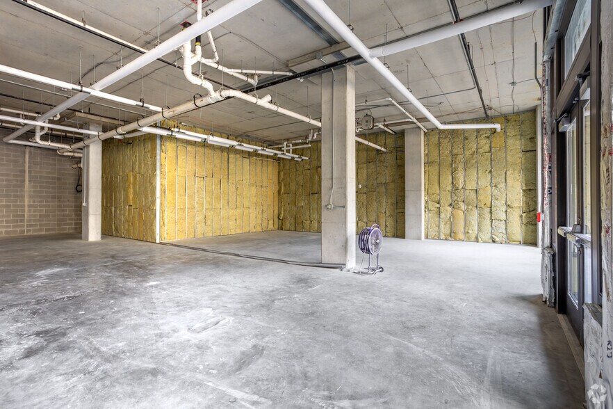 More Photos Of 265 E State St, Columbus Apartments For Lease