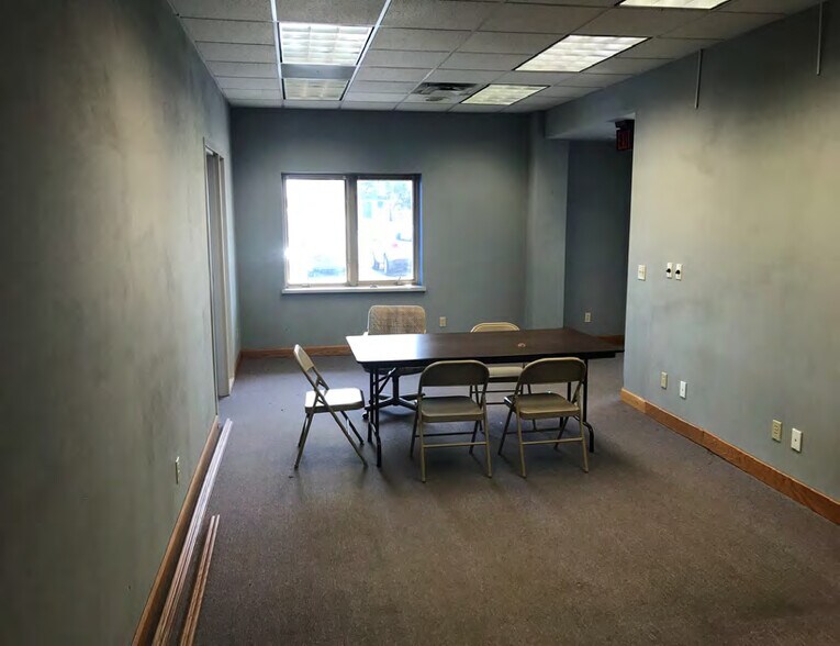 More Photos Of 2410 S Main St, West Bend Office For Lease