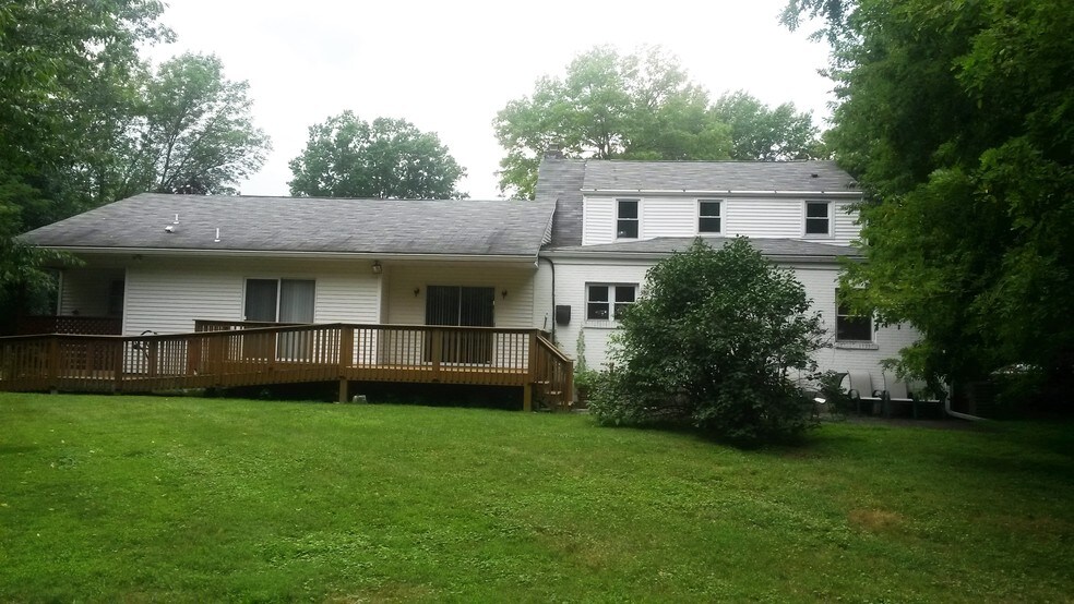 More Photos Of 600 Lawrenceville Rd, Lawrence Office For Sale