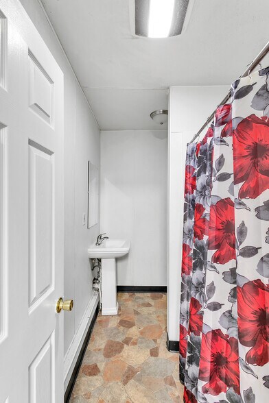More Photos Of 277 N Gallatin Ave, Uniontown Apartments For Sale