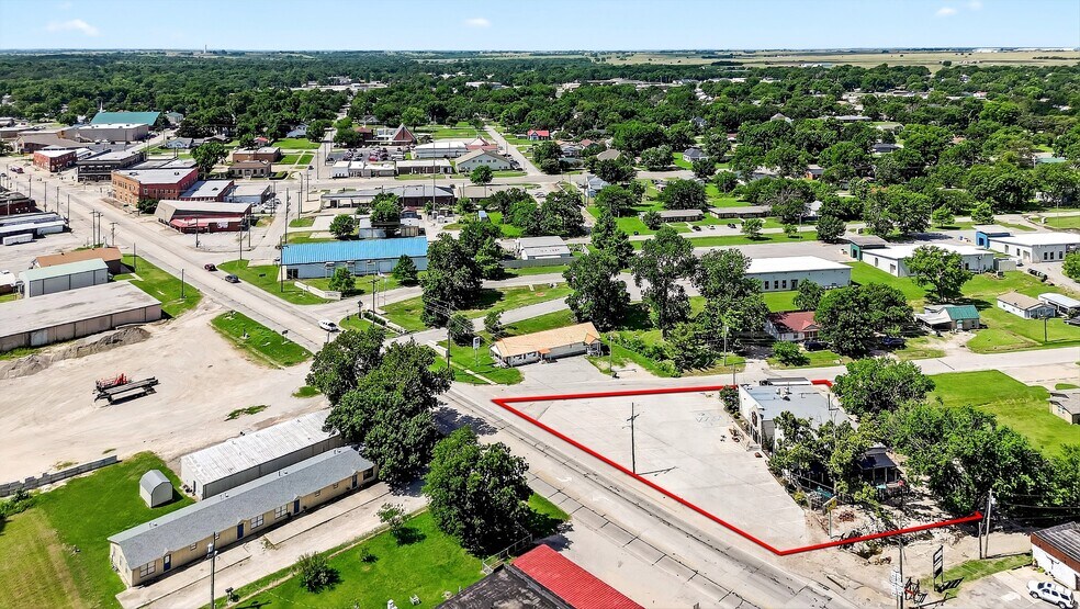 More Photos Of 301 N 1st St, Madill Restaurant For Sale