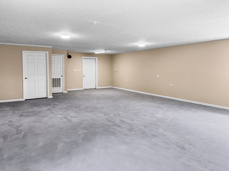 More Photos Of 17280 Front Beach Rd, Panama City Beach Freestanding For Lease