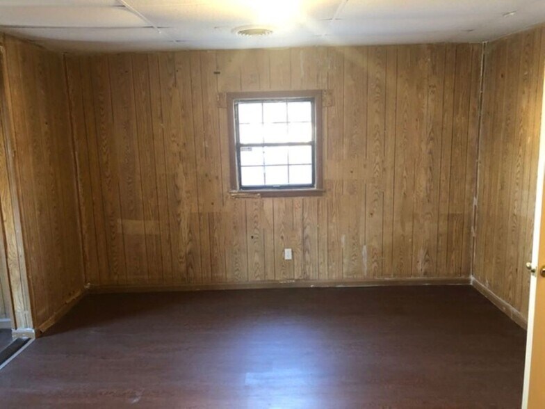 More Photos Of 1088 National St, Memphis Apartments For Sale