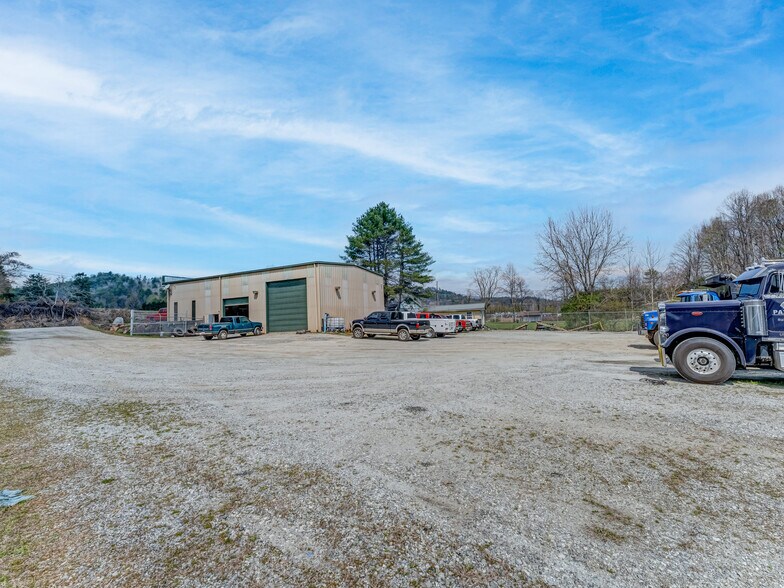 More Photos Of 535 Old Rosman hwy, Brevard Flex For Sale