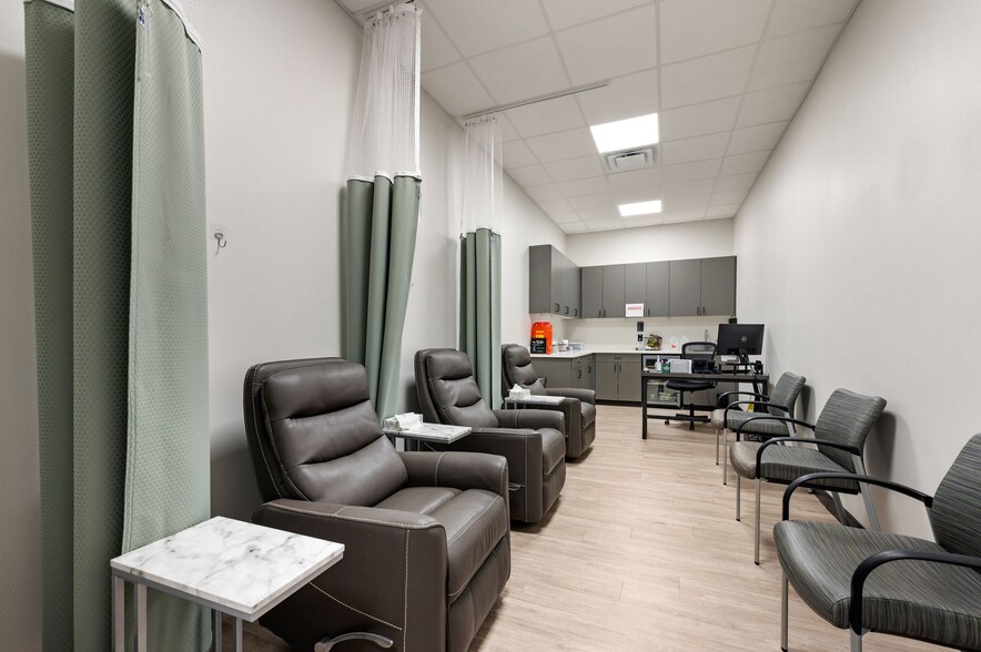 More Photos Of 3349 Golden Triangle Blvd, Fort Worth Medical For Lease