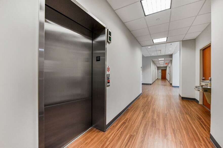 More Photos Of 46175 Westlake Dr, Sterling Medical For Lease