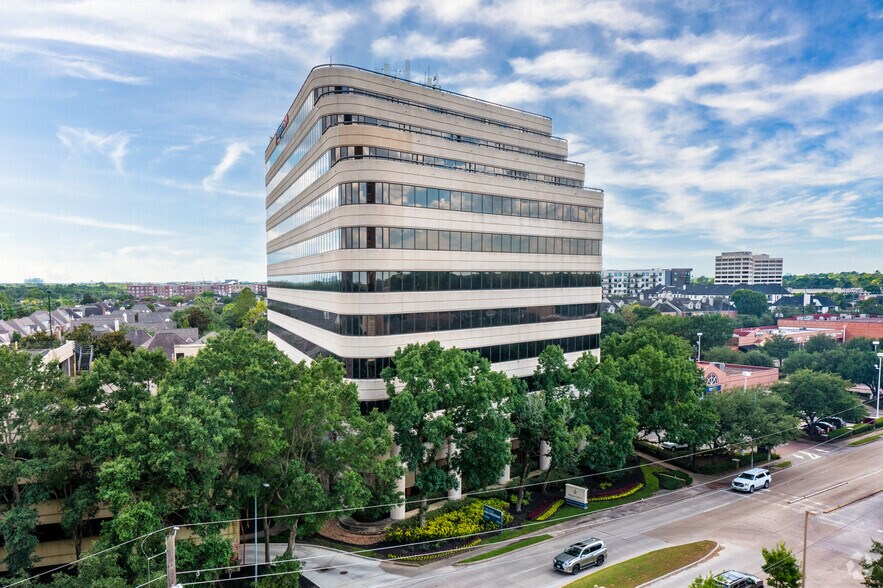 More Photos Of 6363 Woodway Dr, Houston Office For Lease
