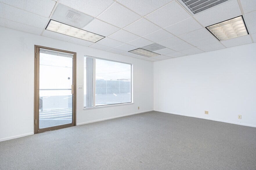 More Photos Of 54 Mark Dr, San Rafael Office For Sale