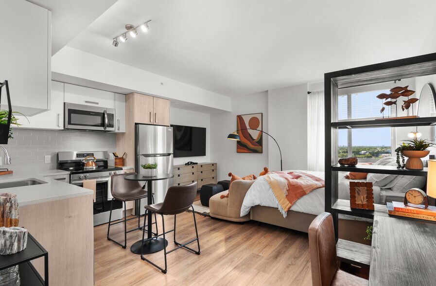 More Photos Of 200 NE 1st Ave, Pompano Beach Apartments For Lease