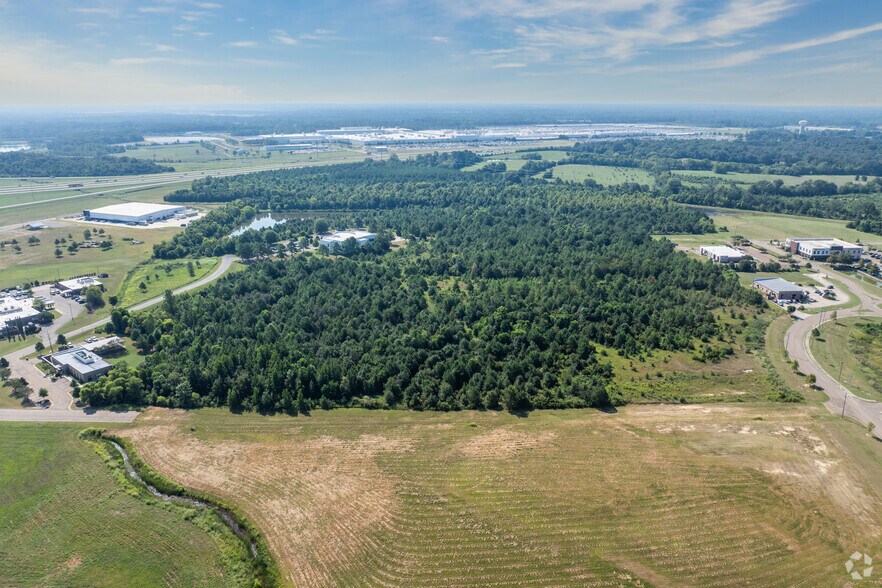 More Photos Of 0 Nissan Pkwy, Canton Land For Sale