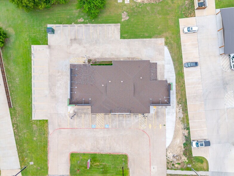 More Photos Of 405 State 171 Hwy, Godley Storefront Retail Office For Lease