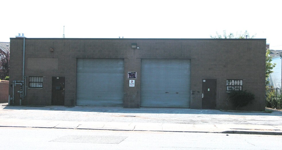 More Photos Of 51 Sprague Ave, Amityville Service For Lease