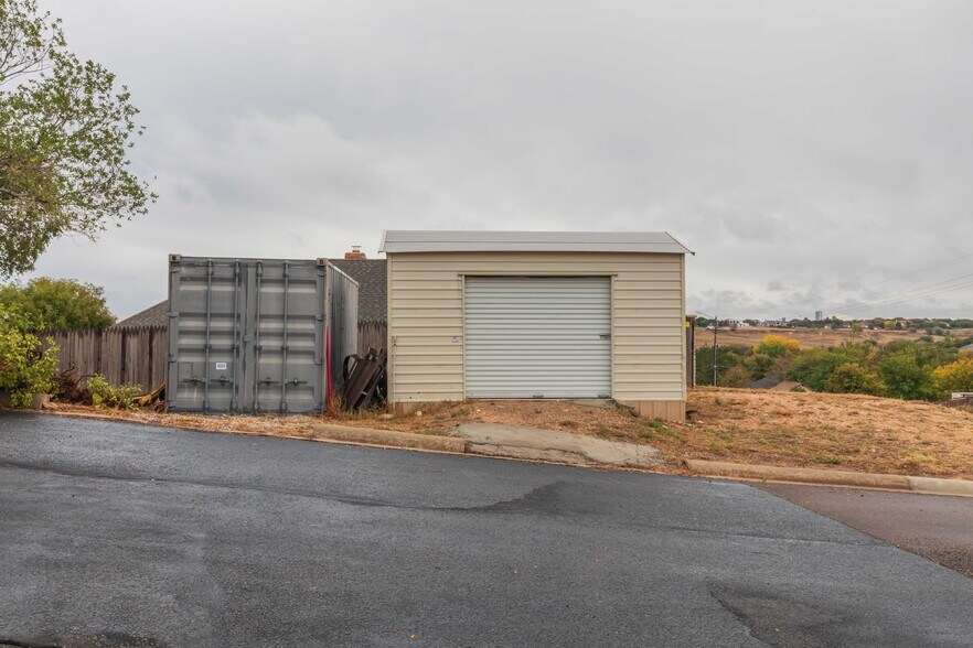 More Photos Of 2400 N Coulter St, Amarillo Religious Facility For Sale