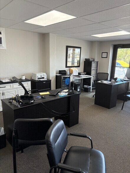 More Photos Of 2371 S McCall Rd, Englewood Freestanding For Sale