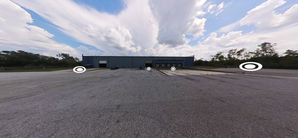More Photos Of 6130 Bay Line Dr, Panama City Light Manufacturing For Lease