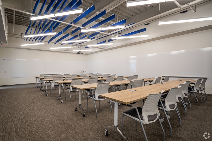 More Photos Of 10603 W Sam Houston Pky N, Houston Unknown For Lease