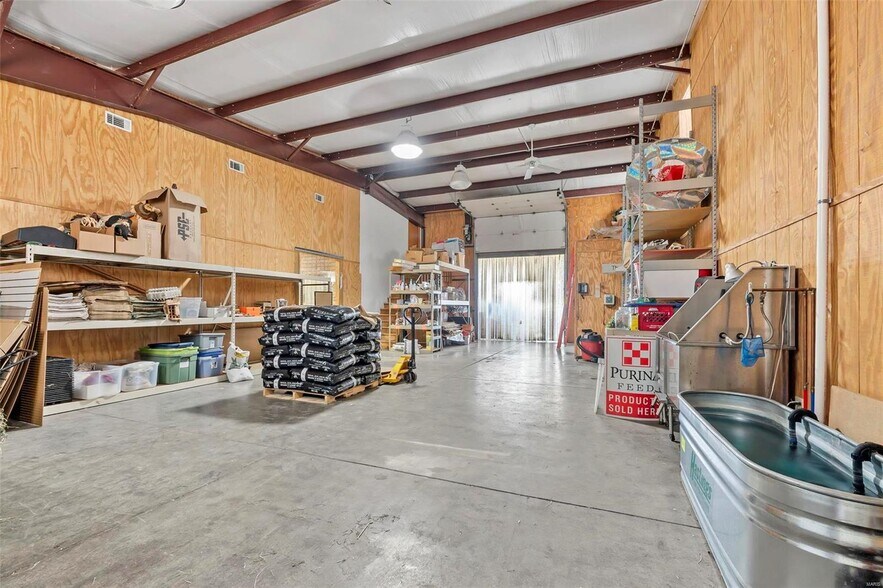 More Photos Of 1014 Linn St, Sikeston Freestanding For Sale