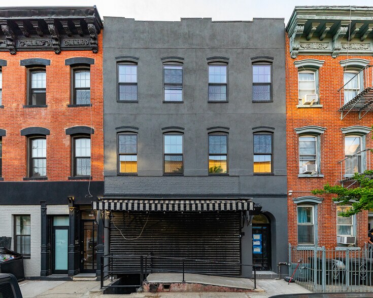More Photos Of 197 Meserole St, Brooklyn Restaurant For Lease