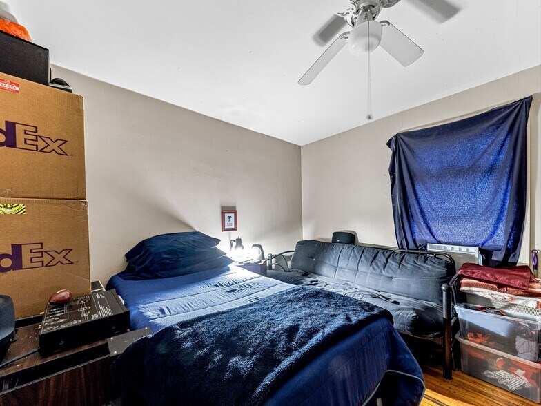 More Photos Of 1029 Patton St, Hendersonville Apartments For Sale