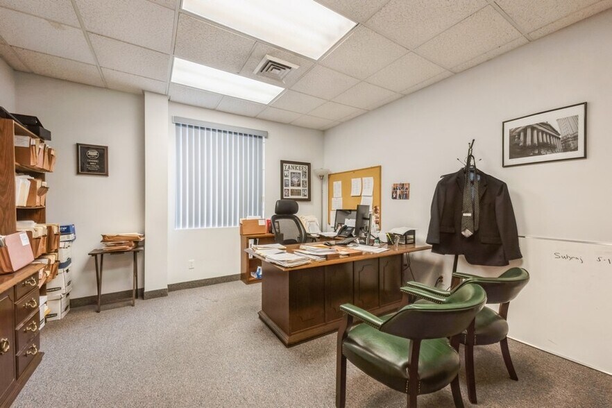 More Photos Of 675 Old Country Rd, Westbury Medical For Sale