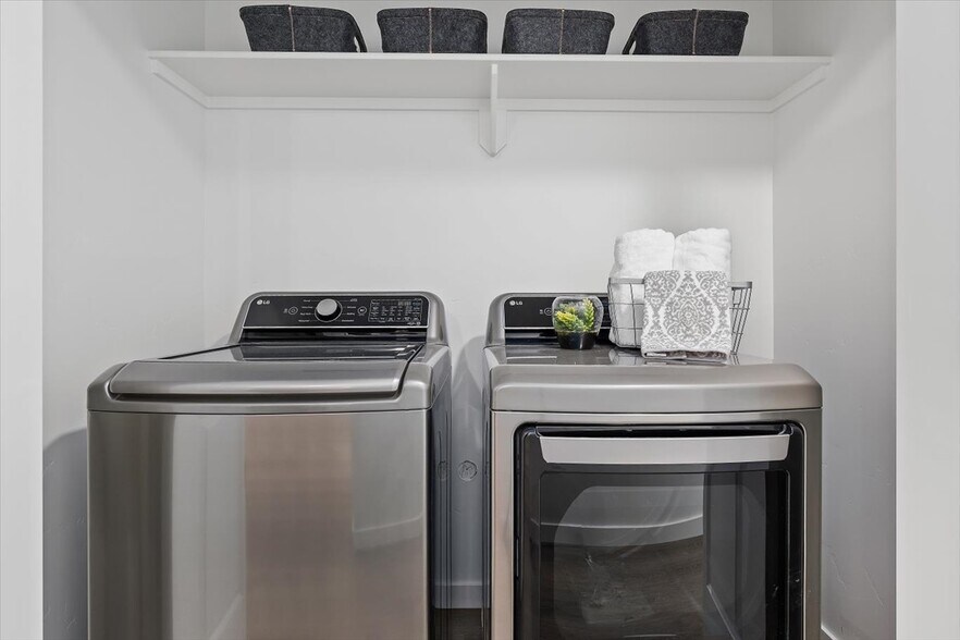 More Photos Of 9926 W Sand Hill Dr, Nampa Apartments For Sale