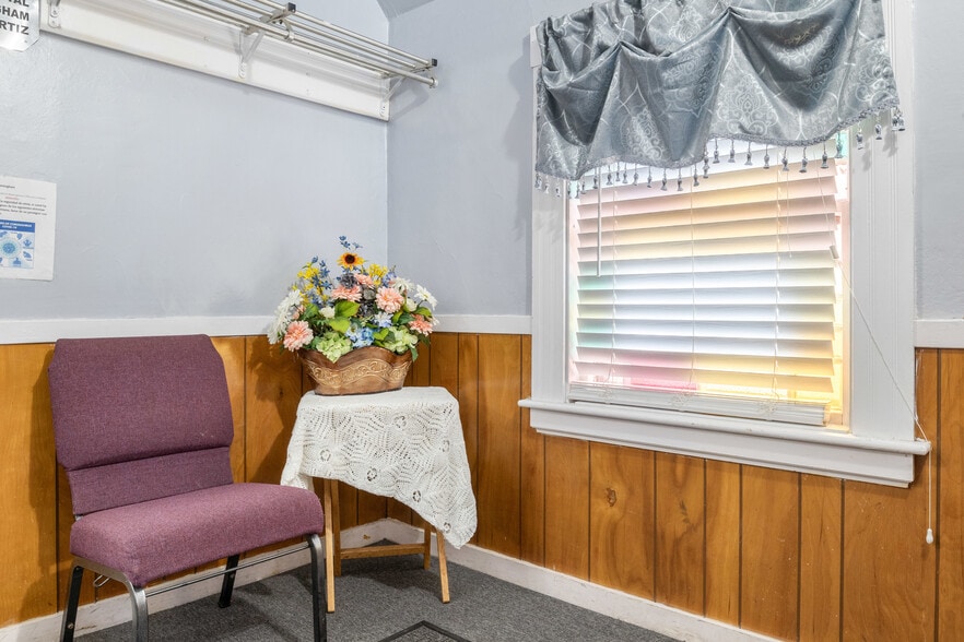 More Photos Of 1 C St, Framingham Religious Facility For Sale