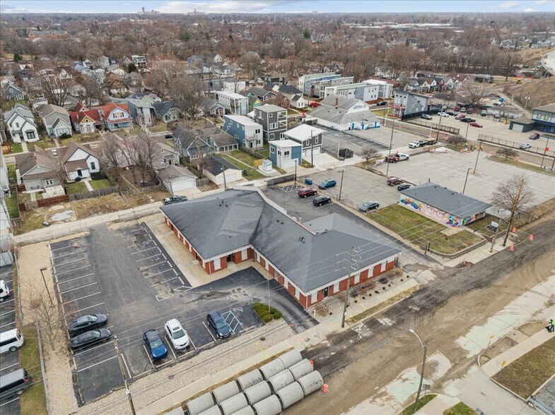 Primary Photo Of 1415 Shelby St, Indianapolis Office For Sale