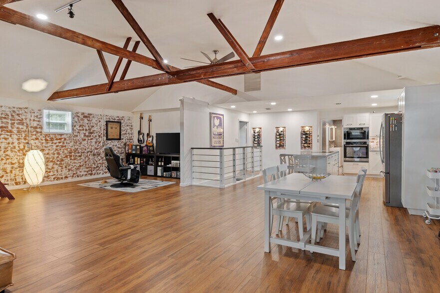 More Photos Of 3100 S Adams St, Tallahassee Flex For Sale