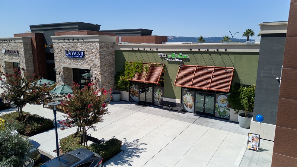 More Photos Of 4705-4729 Livermore Outlets Dr, Livermore Unknown For Lease