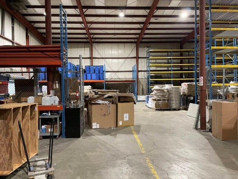 More Photos Of 3530 E Ellsworth Rd, Ann Arbor Warehouse For Lease