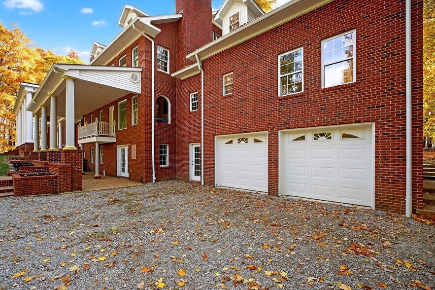 More Photos Of 6211 Rocky Point Rd, Cookeville Specialty For Sale