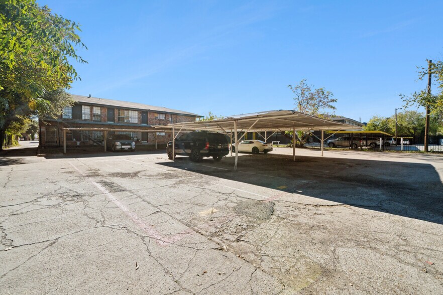 More Photos Of 2621-2625 Webb Chapel Ext, Dallas Apartments For Sale