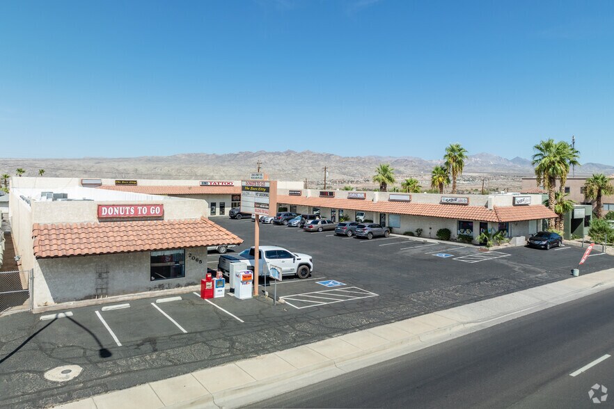 More Photos Of 2065 Highway 95, Bullhead City Storefront For Sale