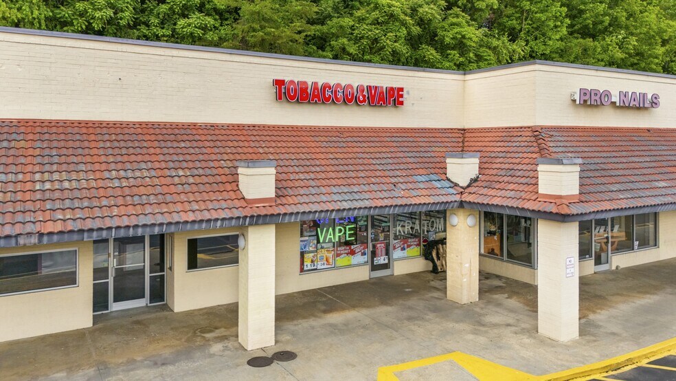 More Photos Of 500 N Main St, Marion Unknown For Lease