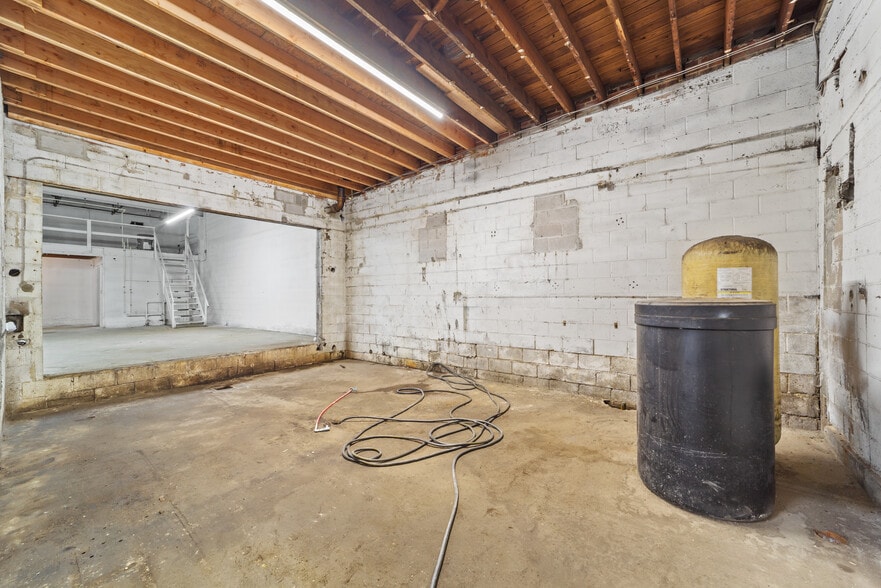 More Photos Of 1830 Superior Ave, Cleveland Freestanding For Sale