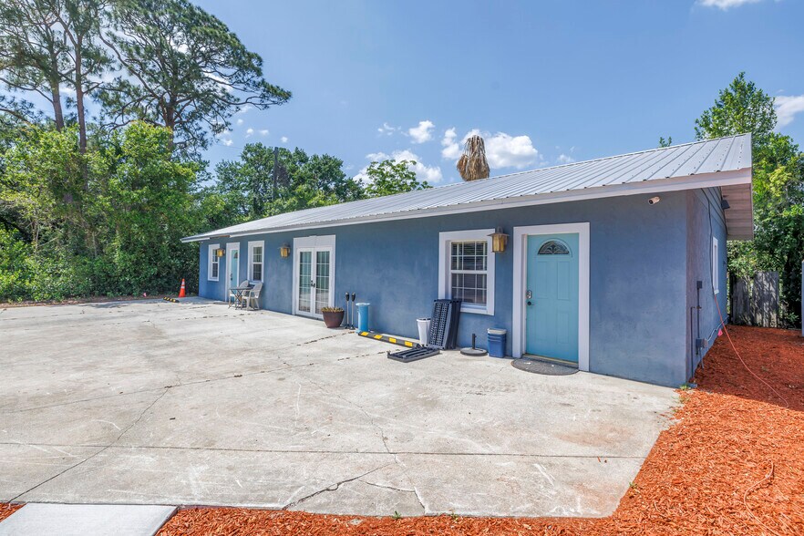 More Photos Of , Tampa Multifamily For Sale